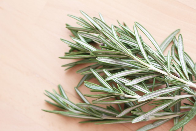 rosemary leaves